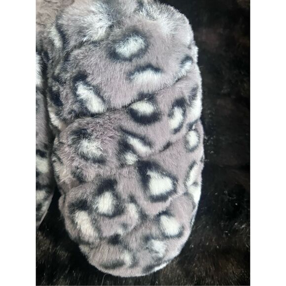 Koolaburra Abstract Fluff Slippers Starleen Pebble Leopard 9 - Picture 4 of 6
